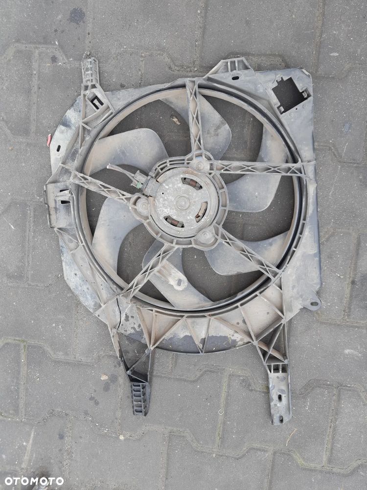 Wentylator chłodnicy Renault Trafic II 2.0 DCI - 1