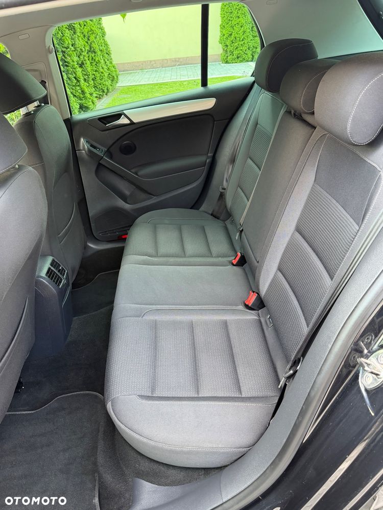 Volkswagen Golf - 14