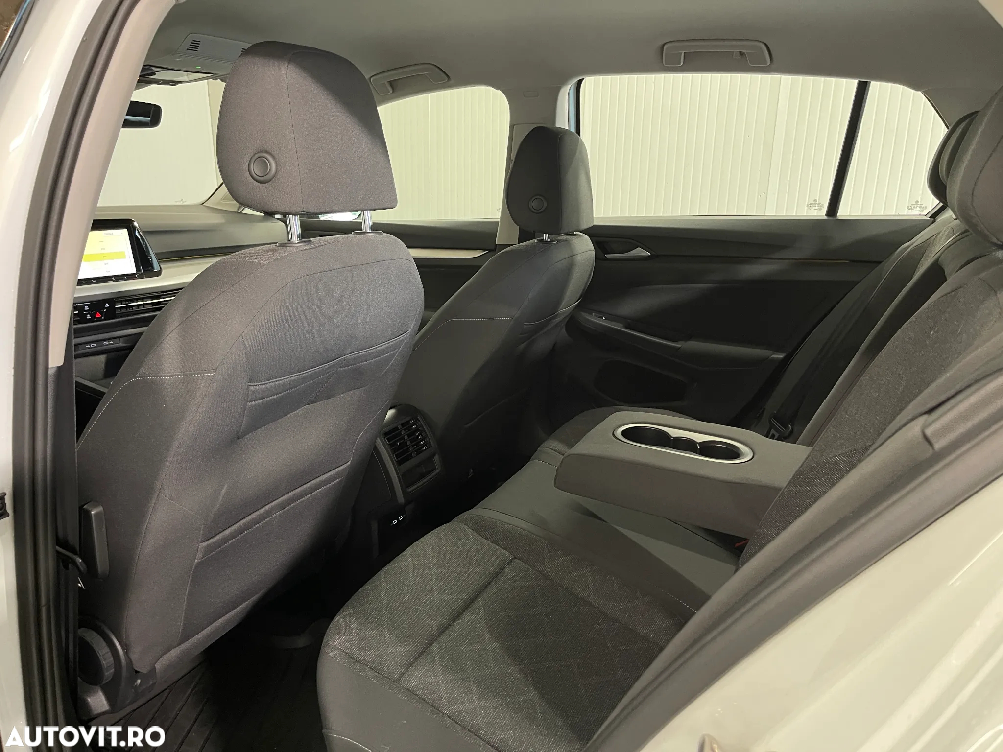 Volkswagen Golf 1.5 eTSI ACT DSG MHEV Life - 10