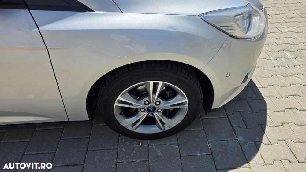 Ford Focus - 15