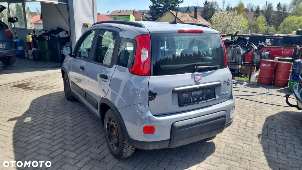 Fiat Panda 1.0 Hybrid Launch Edition - 3