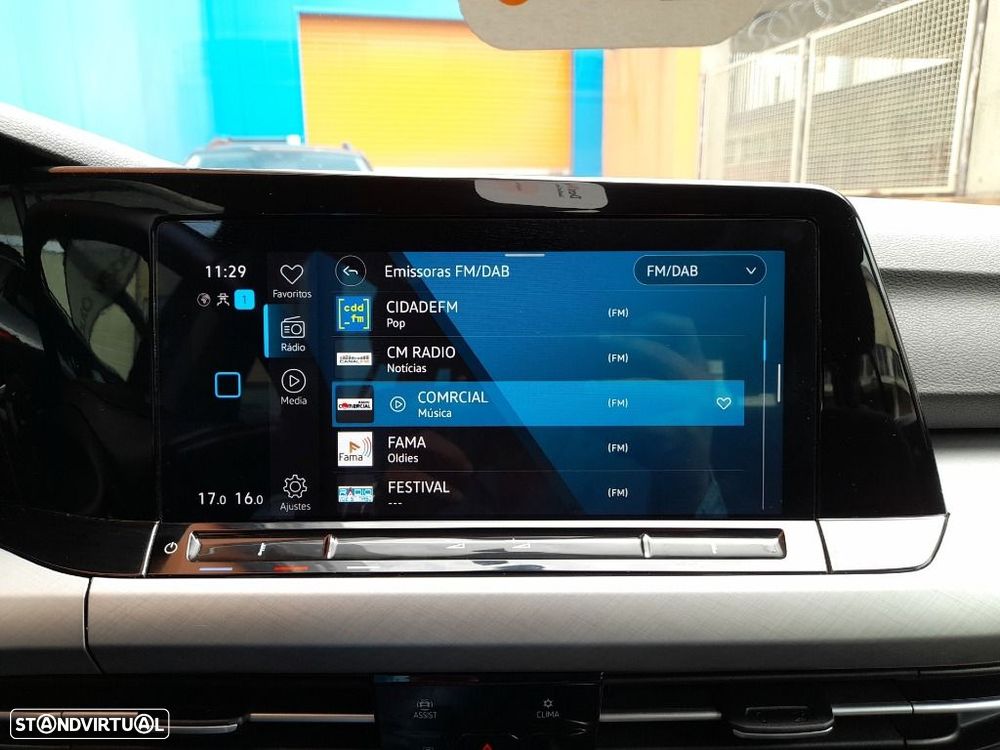 VW Golf Variant 2.0 TDi Conceptline - 30