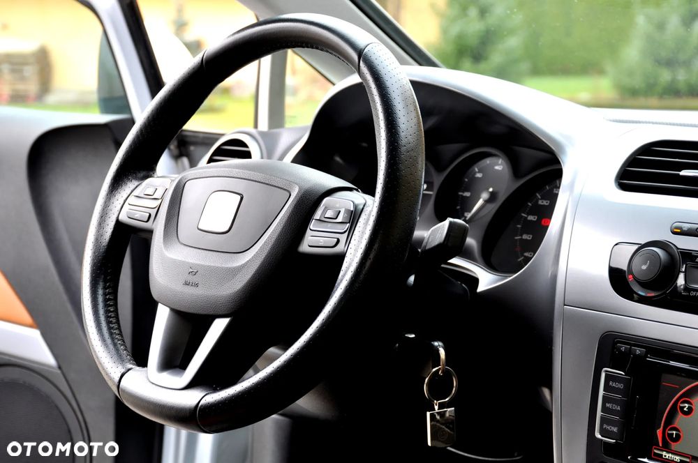 Seat Leon 2.0 TDI DPF Style Copa - 32