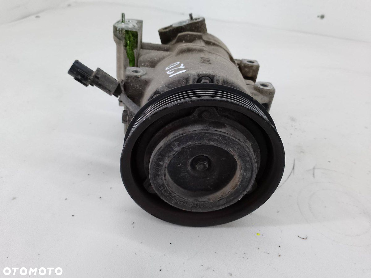 POMPA, SPRĘŻARKA KLIMATYZACJI HYUNDAI I20 I DV08-0072 1.4 CRDI - 4
