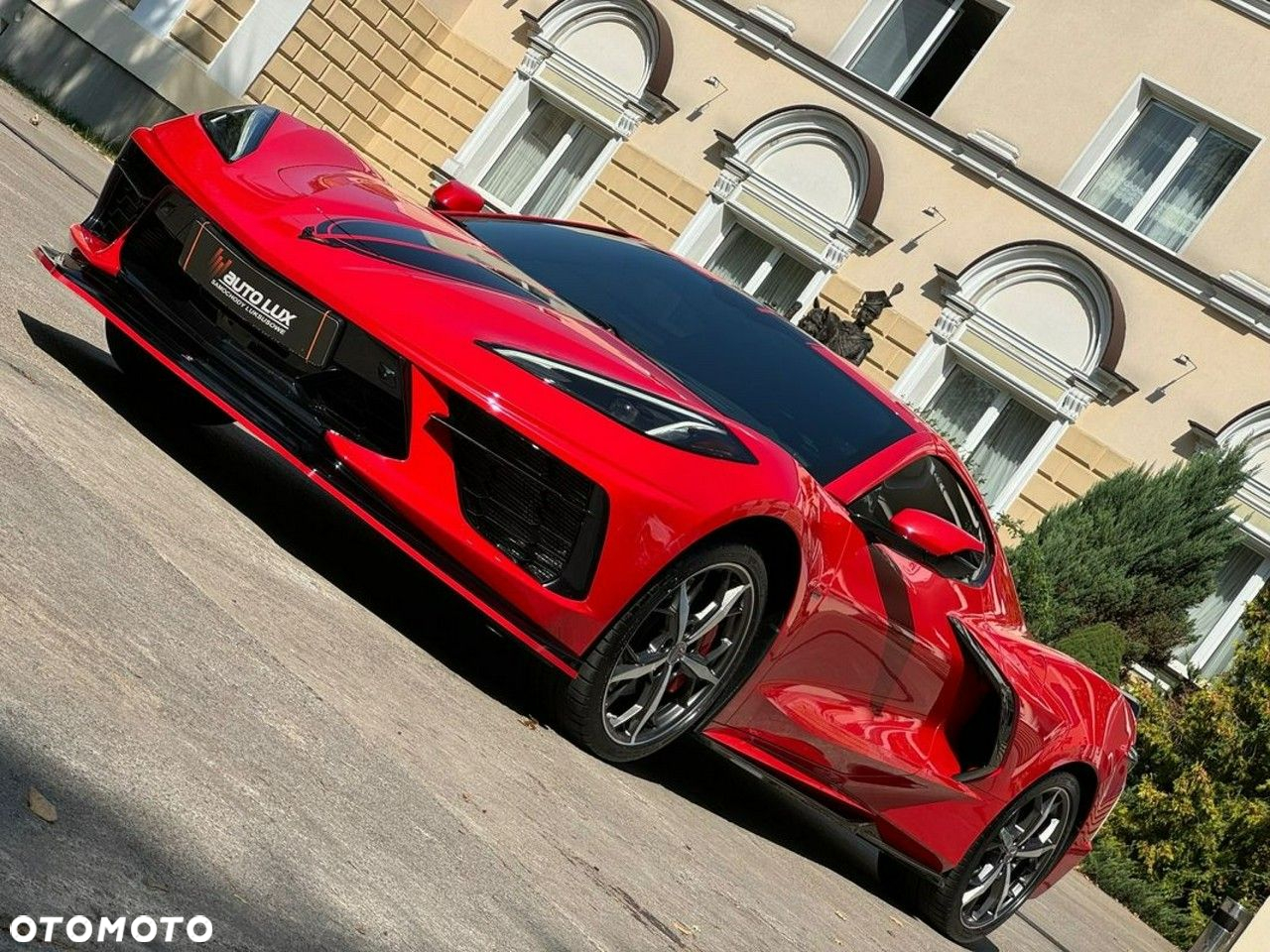 Chevrolet Corvette - 17