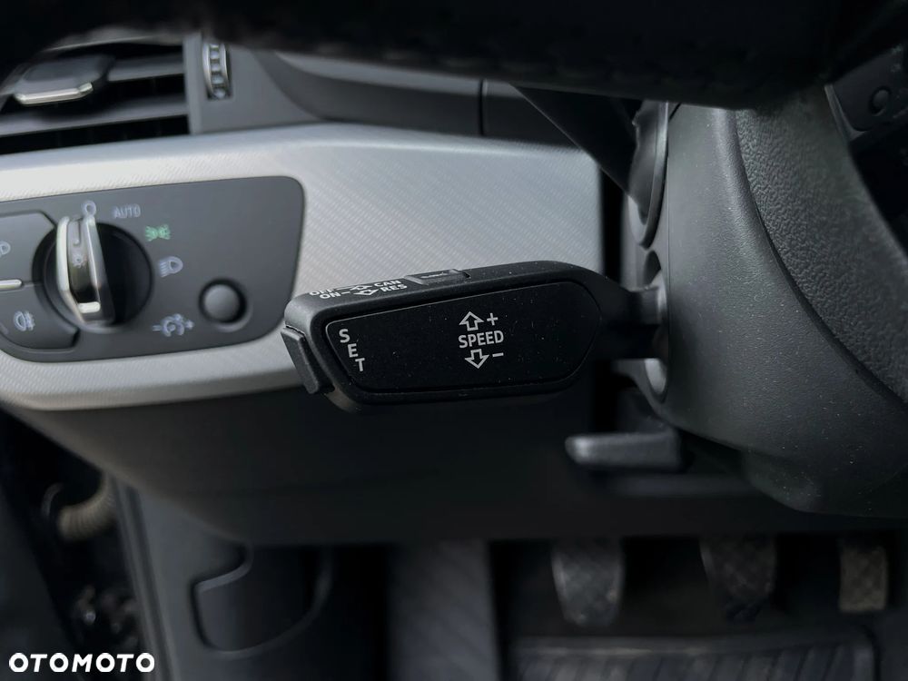 Audi A4 Avant 2.0 TFSI ultra Sport - 27