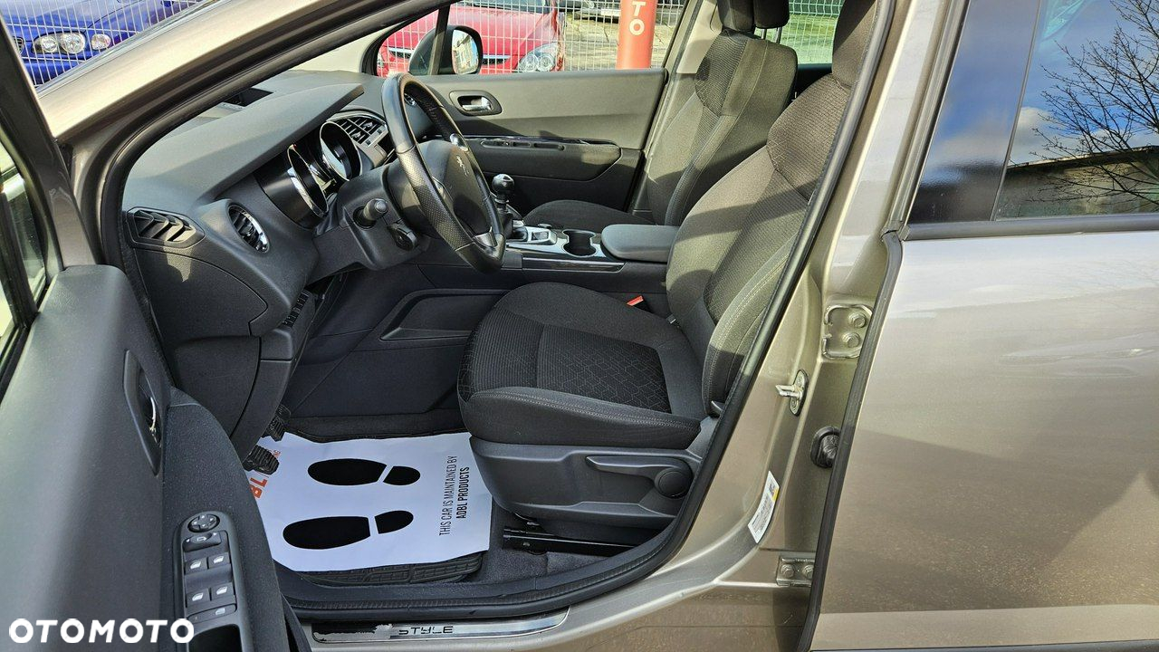 Peugeot 3008 - 19