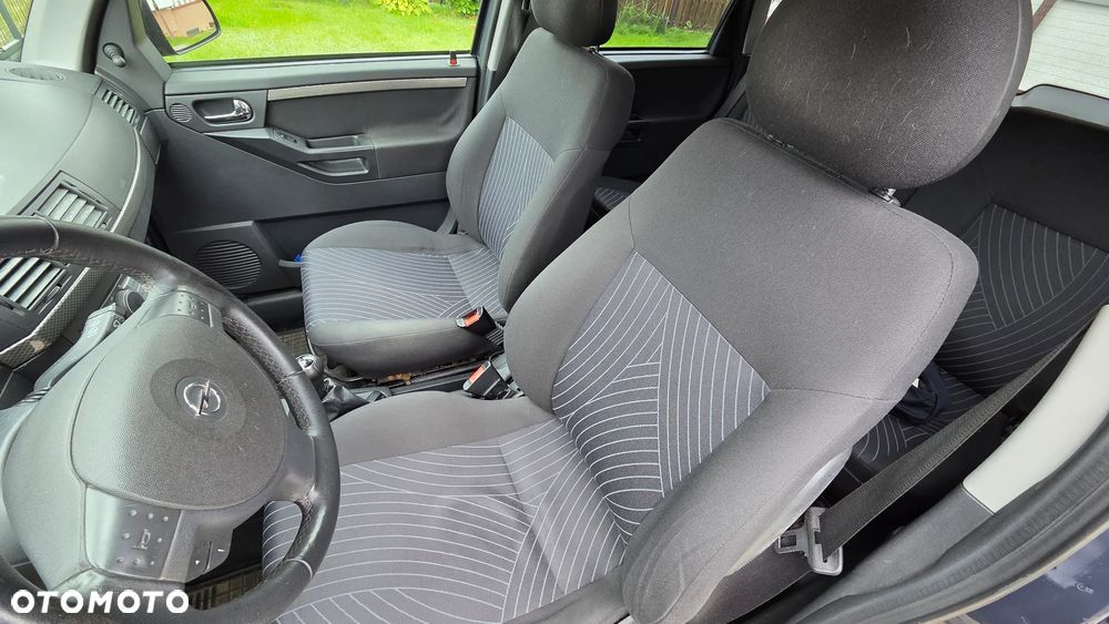Opel Meriva - 15