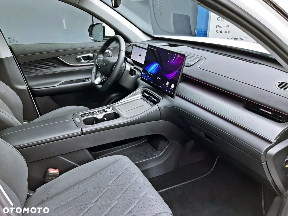 Chery Tiggo 8 1.5 T-GDI Super Hybrid Prestige DCT - 25