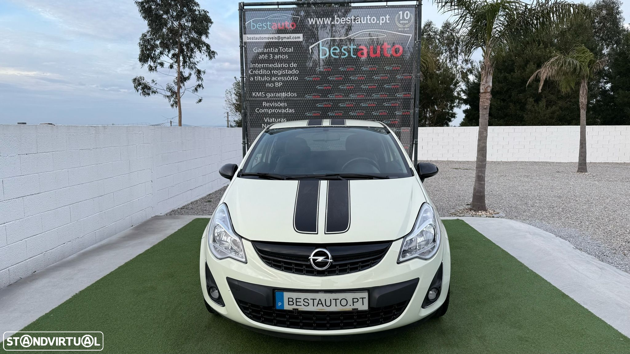 Opel Corsa 1.2 Black Edition - 2