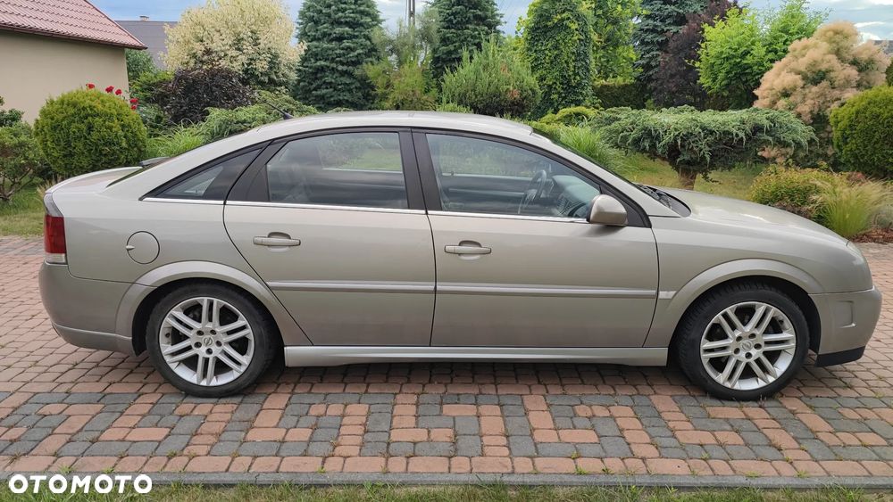 Opel Vectra 2.2 GTS - 4