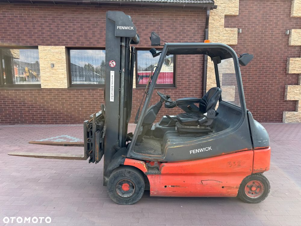 Linde E25 - 1