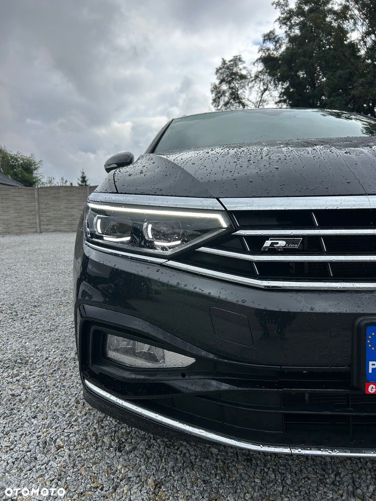 Volkswagen Passat Variant 2.0 TDI SCR DSG Business - 4
