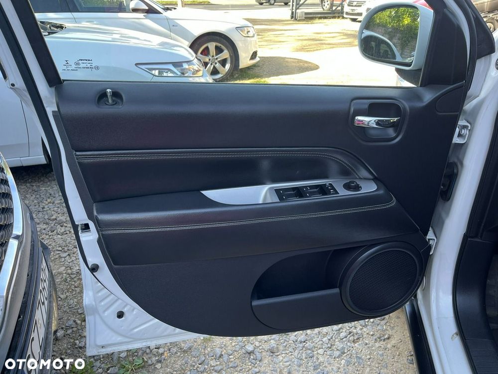 Jeep Compass - 17