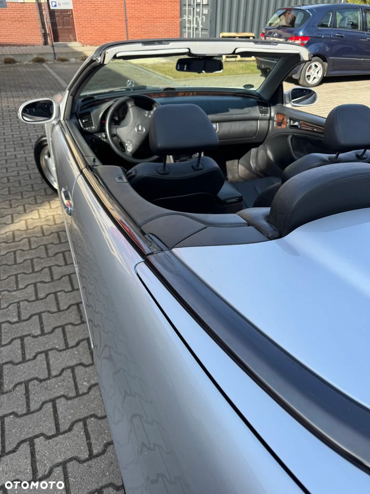 Mercedes-Benz CLK - 17