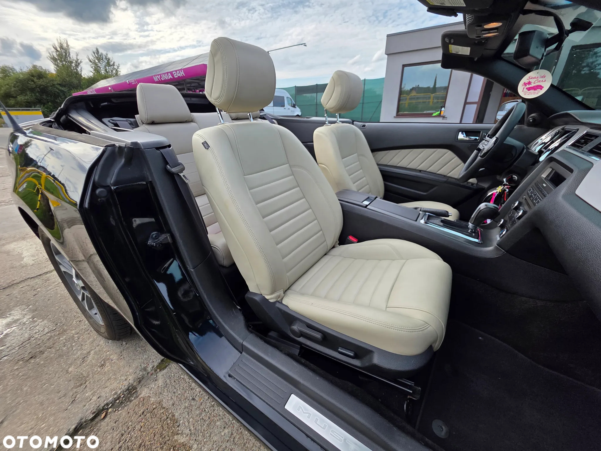 Ford Mustang 3.7 V6 - 8