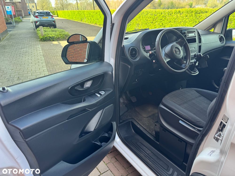 Mercedes-Benz Vito - 11
