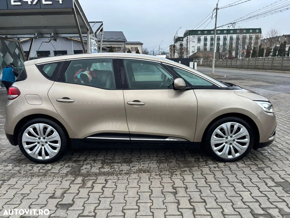 Renault Scenic TCe 130 Dynamique - 5