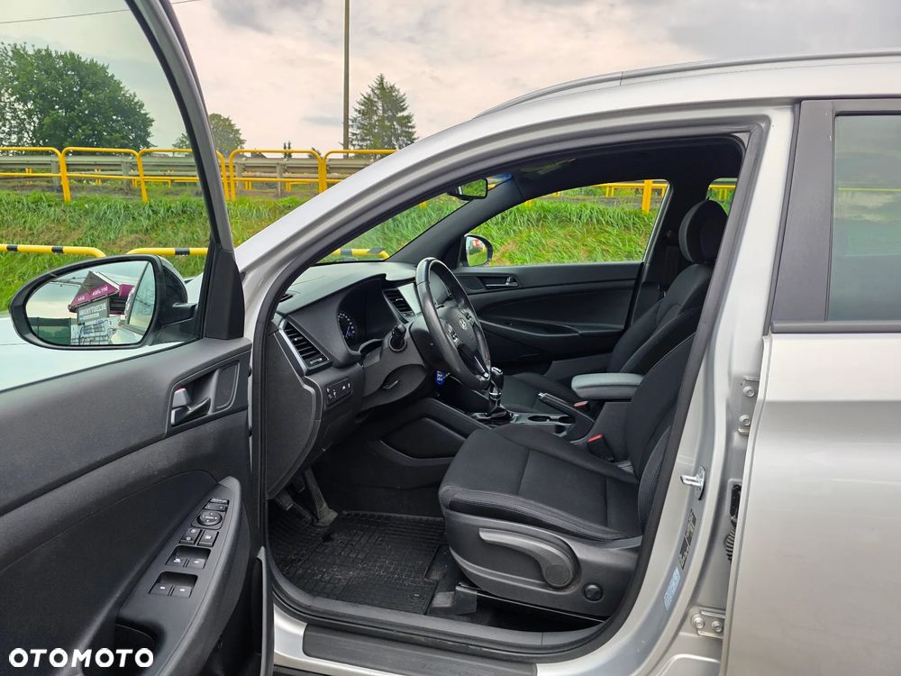 Hyundai Tucson 1.6 GDI BlueDrive GO 2WD - 8