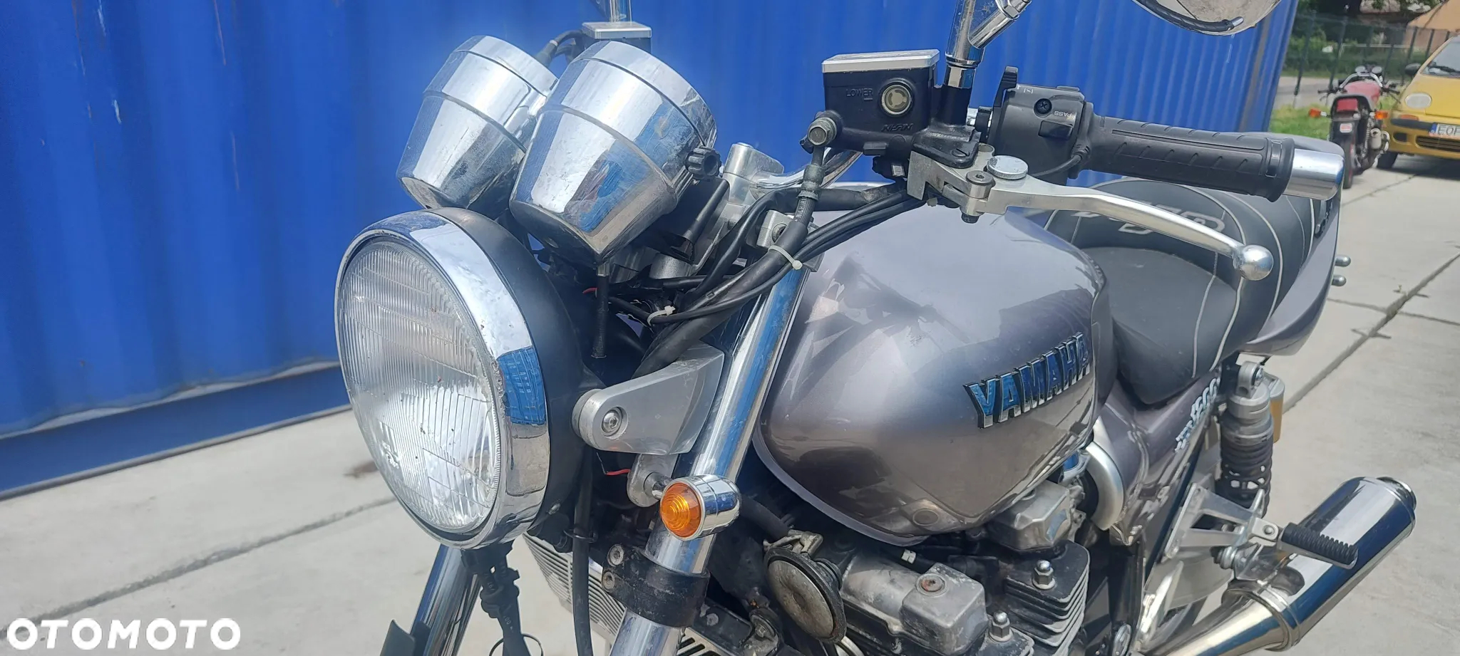 Yamaha XJR - 4