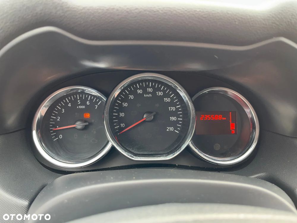 Dacia Duster 1.6 Laureate 4x4 - 16