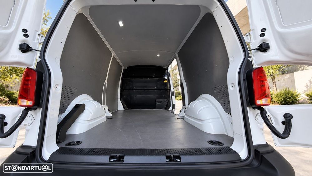 VW Transporter 2.0 TDI L2H1 - 34