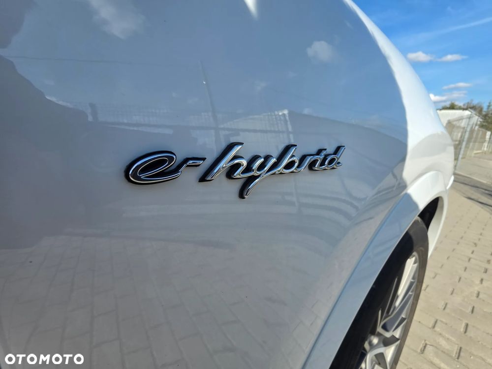 Porsche Cayenne - 18