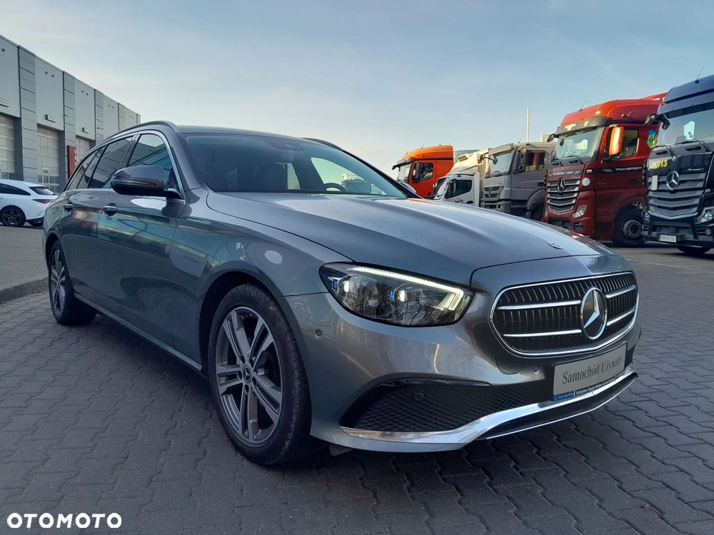 Mercedes-Benz Klasa E 220 d 4-Matic Avantgarde - 8