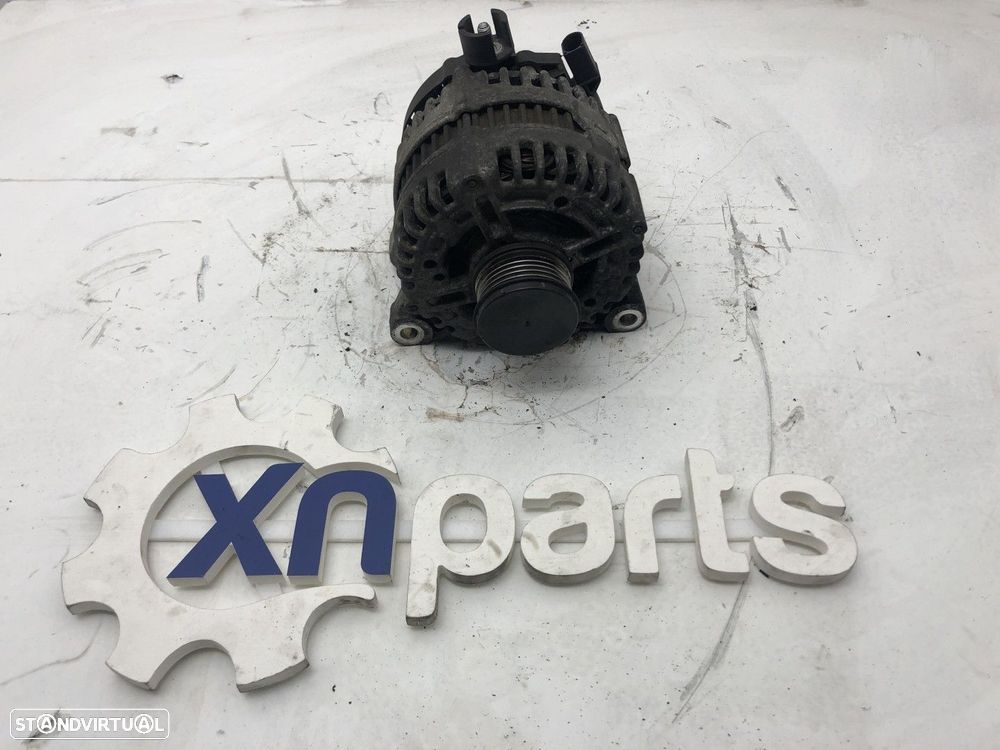 Alternador FORD S-MAX (WA6) 2.0 TDCi | 05.06 - 12.14 Usado REF. 0 121 615 009... - 4