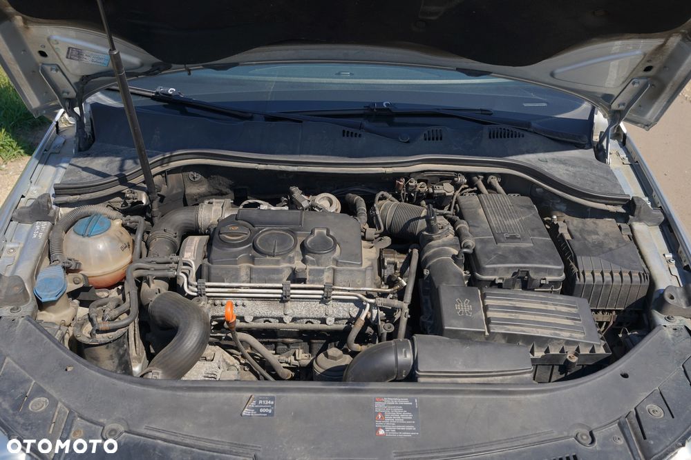 Volkswagen Passat 2.0 TDI DPF Comfortline - 9