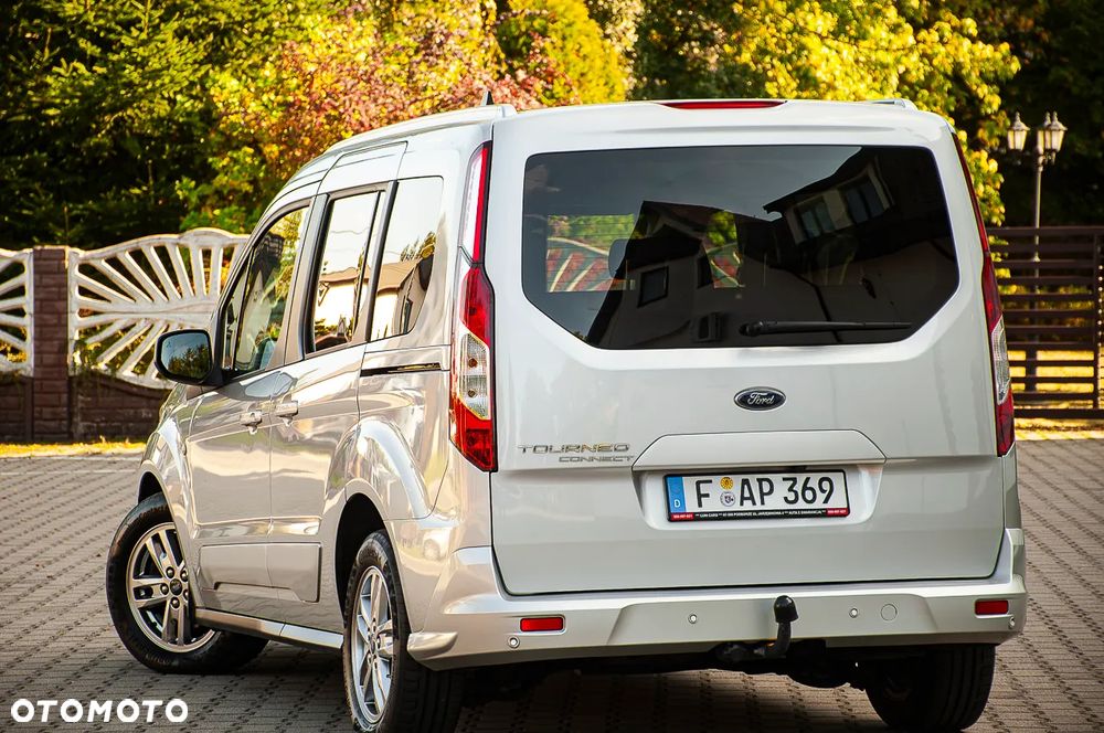 Ford Tourneo Connect 1.5 TDCi Start-Stop Titanium - 3