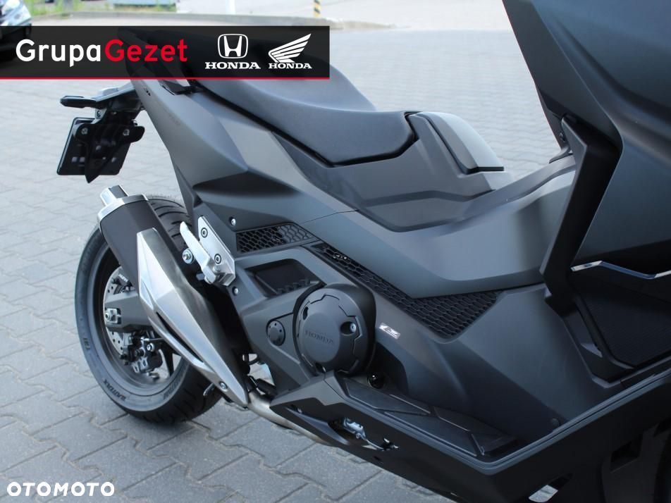 Honda NSS - 14