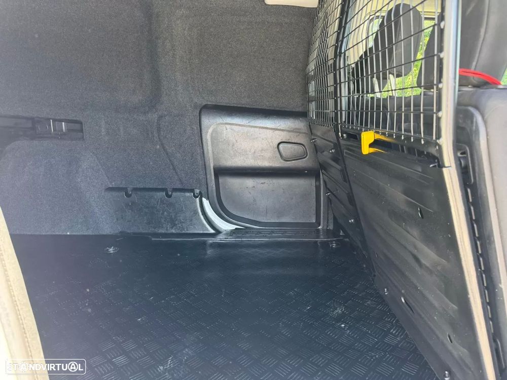 Fiat doblo maxi 3 lugares - 6