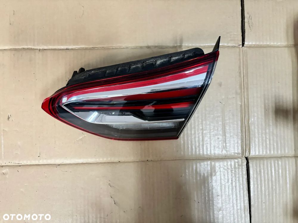 OPEL CROSSLAND X LAMPA PRAWA TYLNA W KLAPE LED EUROPA - 2