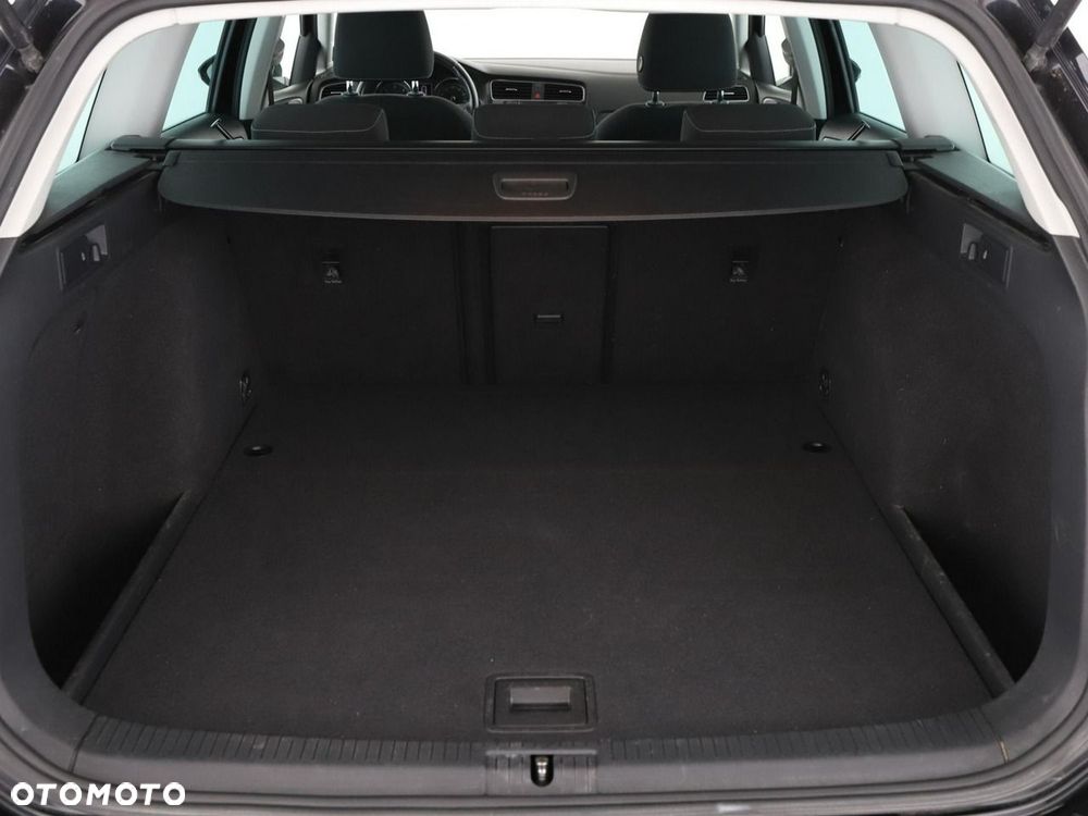 Volkswagen Golf 2.0 TDI (BlueMotion Technology) Comfortline - 21