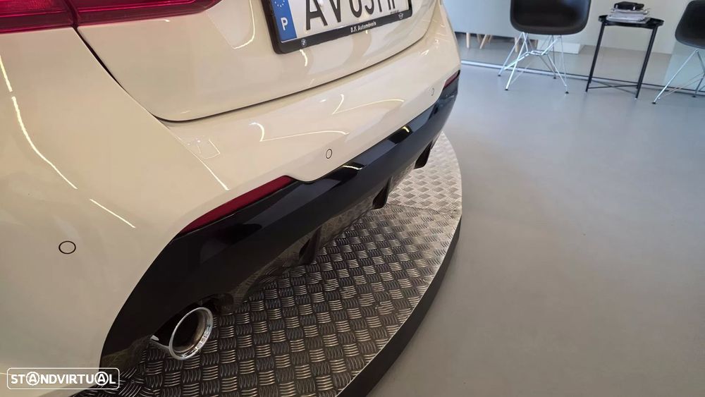 BMW 116 d Pack Desportivo M - 22