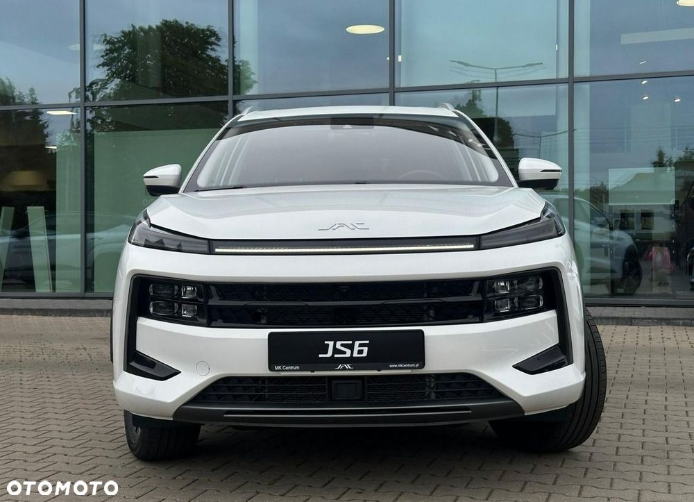 JAC JS6 - 8