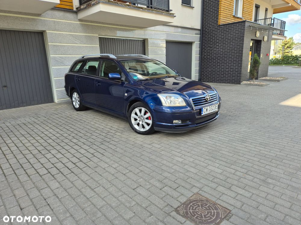 Toyota Avensis 1.8 VVT-i Luna - 2