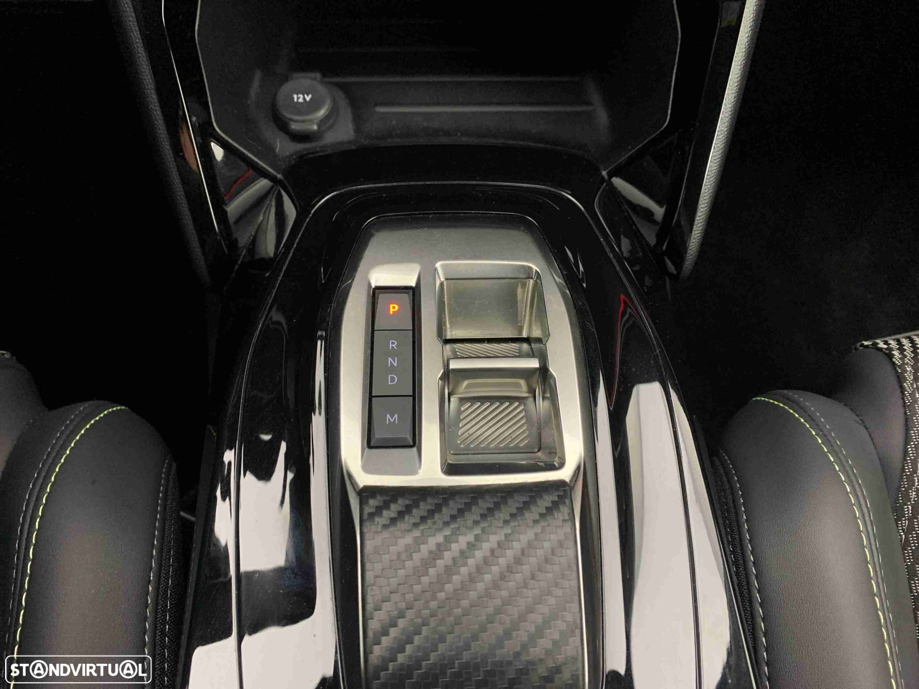 Peugeot 2008 1.2 PureTech GT EAT8 - 10