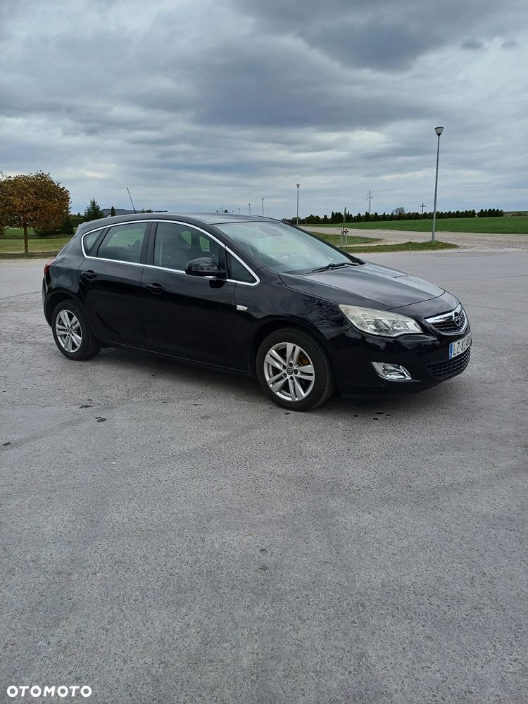 Opel Astra 1.4 Turbo - 2