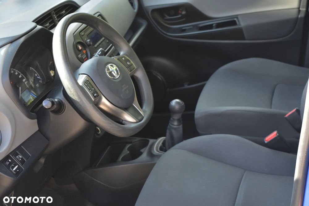 Toyota Yaris 1.0 Active - 11