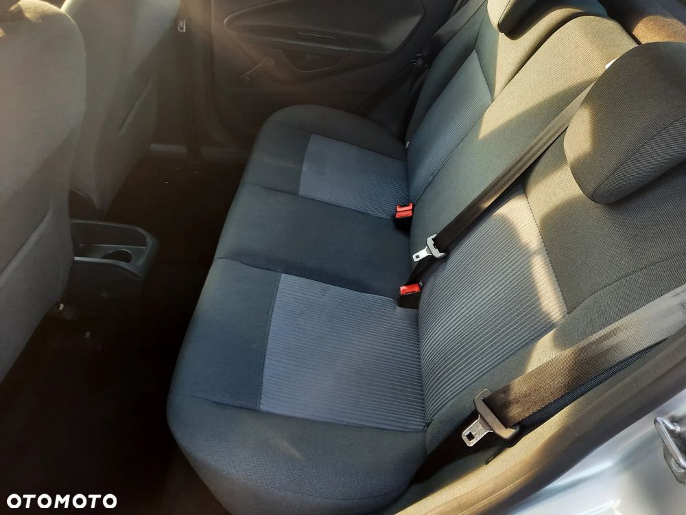 Ford Fiesta 1.4 TDCI Champions Edition - 17