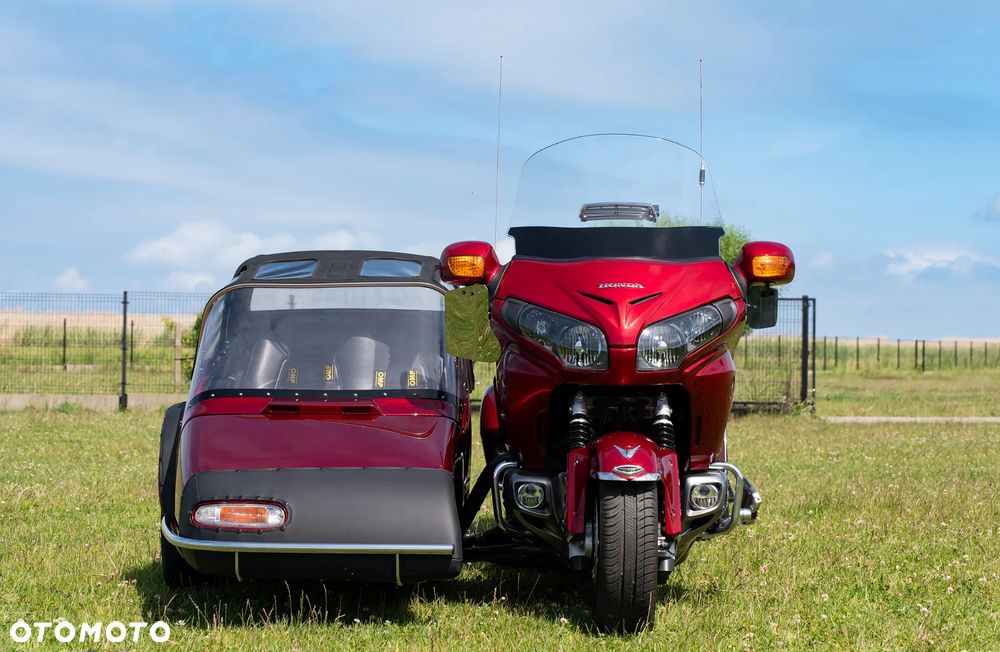 Honda GL - 9