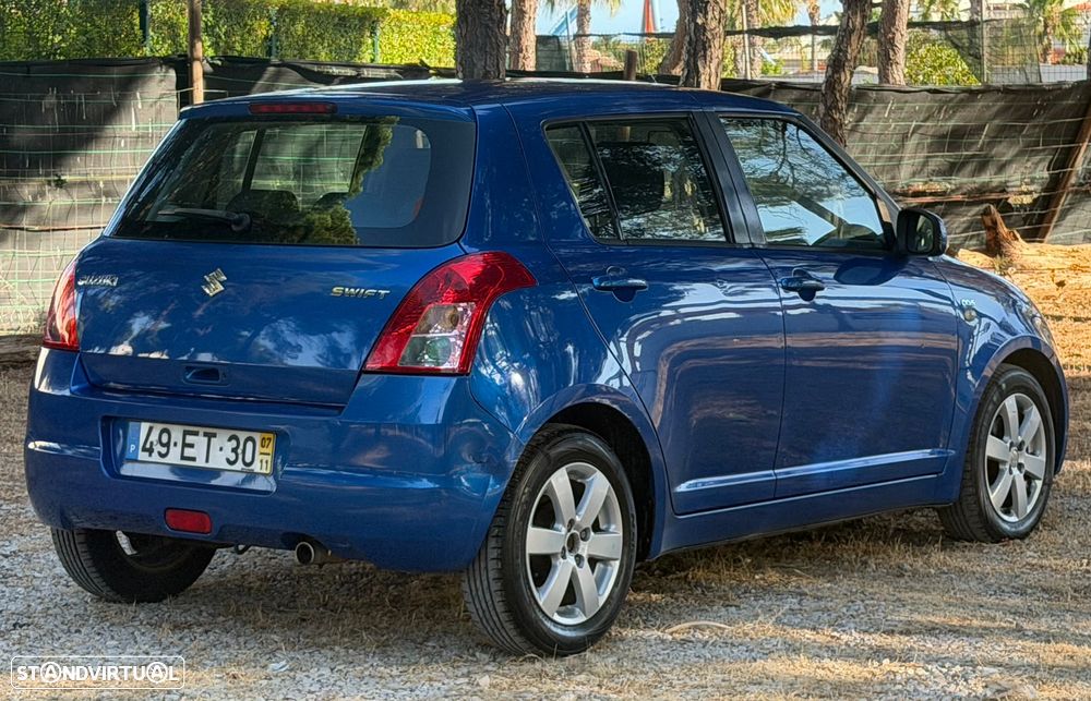 Suzuki Swift - 8