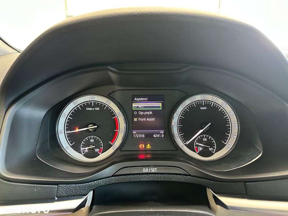 Skoda Karoq 1.5 TSI ACT 4x2 Style - 16