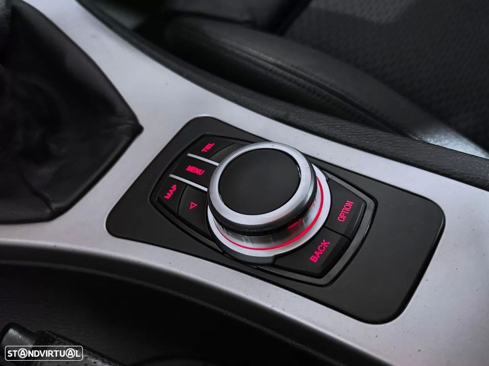 BMW 320 d Touring Sport - 16