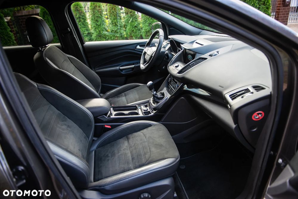 Ford Kuga 1.5 EcoBoost FWD ST-Line ASS - 27