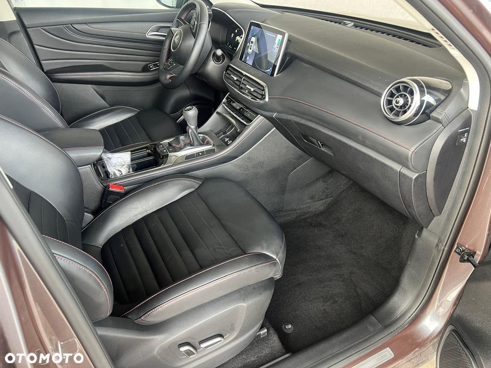 MG HS 1.5 T-GDI Exclusive - 20