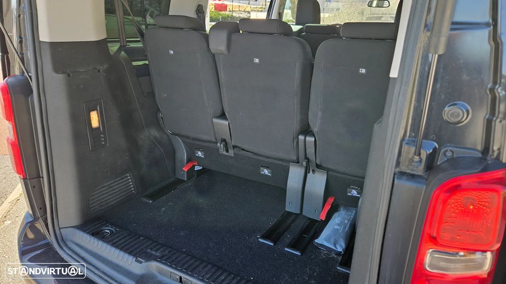 Peugeot Traveller 1.5 BlueHDi L2H1 Active Standard - 32