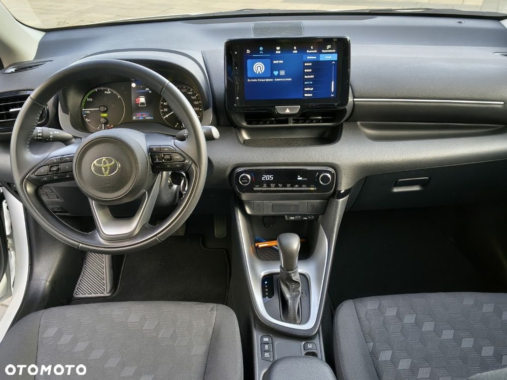 Toyota Yaris - 11